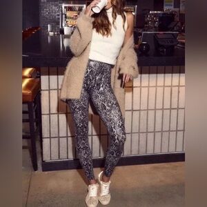 SPANX Faux Leather Snake Shine Leggings Size Medium